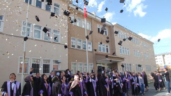 Nevzat Karabağ Anadolu Öğretmen Lisesi Mezuniyet Töreni