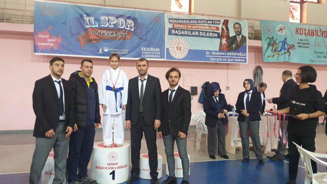 Okul Sporları Yıldızlar Karate Müsabakaları Kızlar Erzurum İl Birincisi